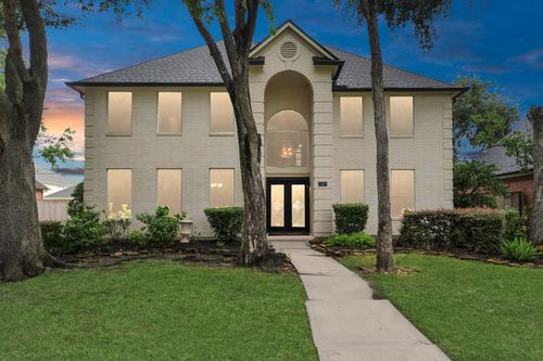 2405 Guilbeau Ln, Seabrook, TX, 77586-3382 | Card Image