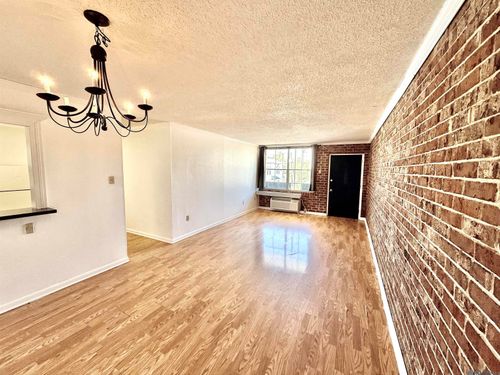 222-3101 Highland Rd, Baton Rouge, LA, 70802 | Card Image