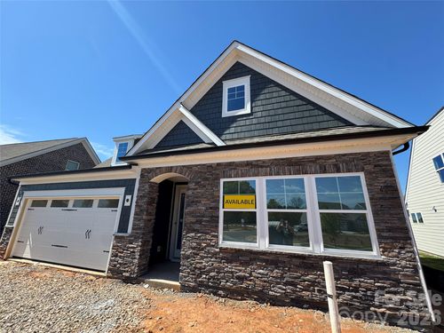 3077 Founding Fathers Dr, Gastonia, NC, 28056-8735 | Card Image