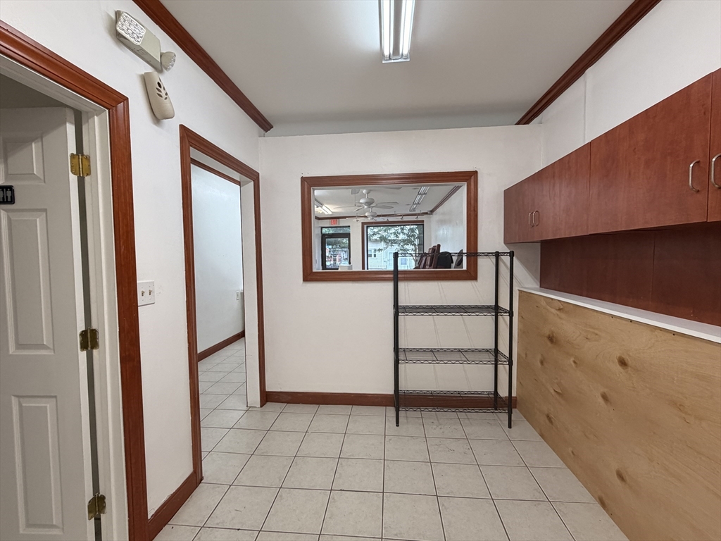 Commercial Lease in Somerville 3