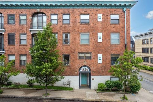 202-5611 Elmer St, Shadyside, PA, 15232-2423 | Card Image