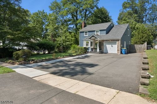 120 Myrtle Ave, North Plainfield, NJ, 07060-4522 | Card Image