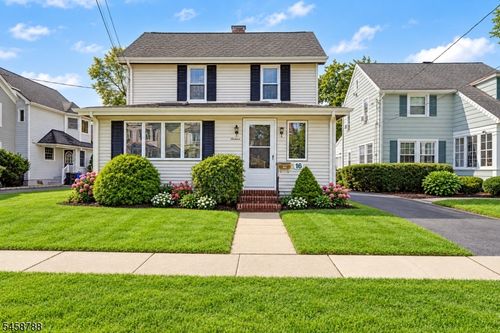 16 Jaqui Ave, Morris Plains, NJ, 07950-2224 | Card Image