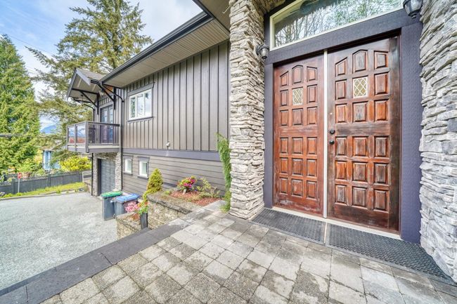 2201 Hope Street, House other with 5 bedrooms, 3 bathrooms and 4 parking in Port Moody BC | Image 33