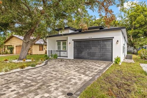 614 Pine St, Safety Harbor, FL, 34695-2945 | Card Image