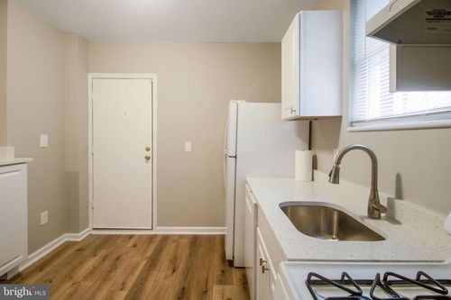 502 N Patterson Park Ave, BALTIMORE, MD, 21205-2424 | Card Image