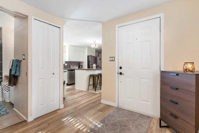 35 - 3223 83 Street Nw, Home with 2 bedrooms, 1 bathrooms and 1 parking in Calgary AB | Image 4