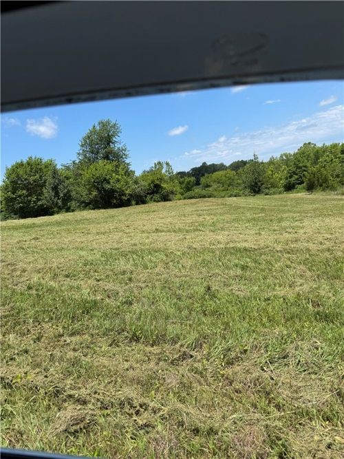 23 Blockade Village North, Seligman, MO, 65745 | Card Image