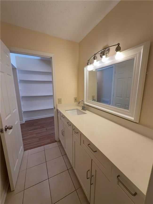 APT-303 - 3575 Oakvale Rd, Condo with 4 bedrooms, 2 bathrooms and 2 parking in Decatur GA | Image 17