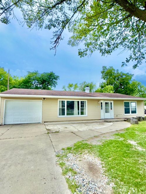 4816 Hessen Cassel Rd, Fort Wayne, IN, 46806-2665 | Card Image
