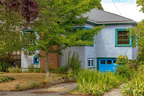 1166 Burdett Ave, Victoria, BC, V8V3H2 | Card Image