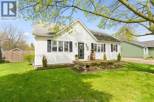 86 Baird Avenue, Wheatley, ON, N0P2P0 | Card Image