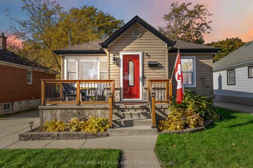 87 Elgin St, London, ON, N5Z2T4 | Card Image