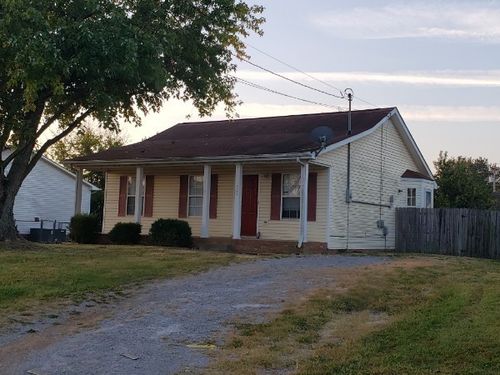 329 Pioneer Dr, Oak Grove, KY, 42262-7203 | Card Image