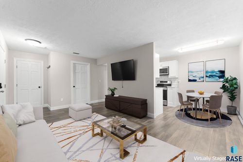 104-3552 S Gateway Blvd Boulevard, Sioux Falls, SD, 57106 | Card Image