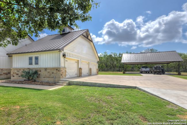 21151 Hickman Rd, House other with 3 bedrooms, 4 bathrooms and null parking in Von Ormy TX | Image 8