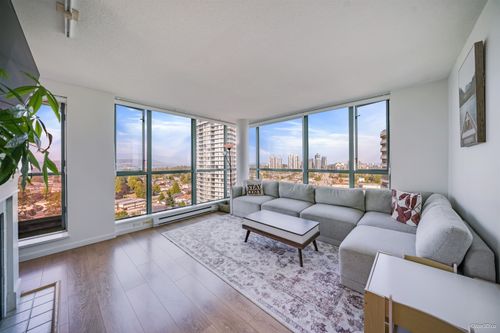 1801-6611 Southoaks Cres, Burnaby, BC, V5E4L5 | Card Image