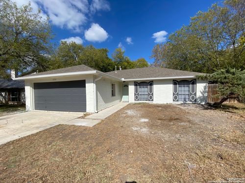 13514 Fawnwood St, San Antonio, TX, 78233-4927 | Card Image