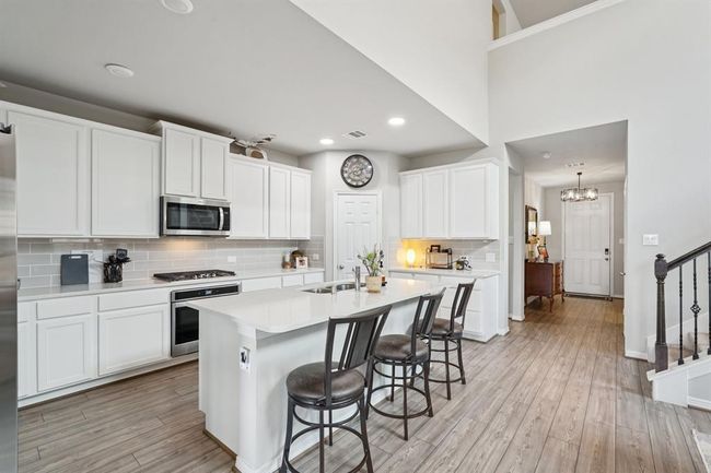 10126 Bayou Oaks Dr, House other with 4 bedrooms, 3 bathrooms and 2 parking in Conroe TX | Image 15