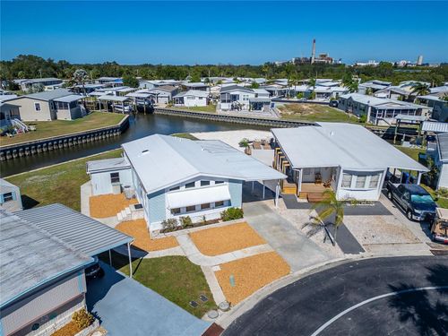 126 W Saint Johns Way, APOLLO BEACH, FL, 33572-2221 | Card Image