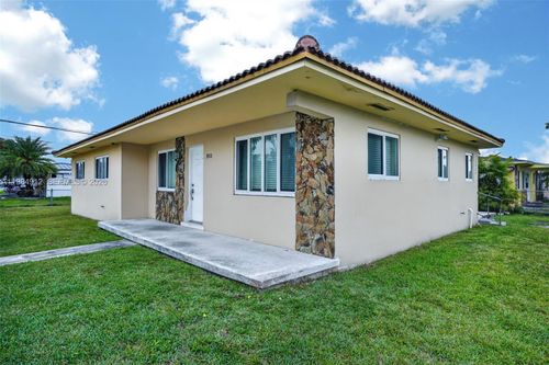 3900 Sw 67th Ave, Miami, FL, 33155-3711 | Card Image