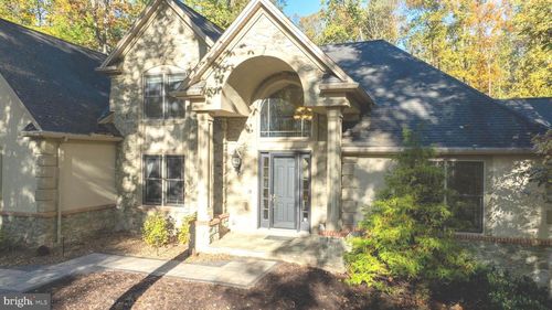 47 Mockingbird Ln, Palmyra, PA, 17078-9159 | Card Image