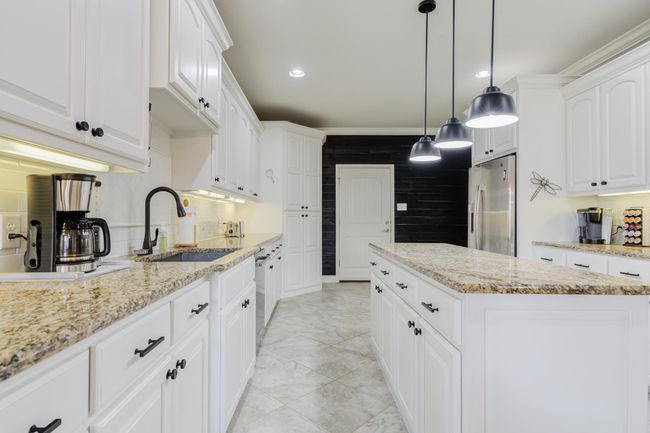 135 Berkshire Ave, House other with 4 bedrooms, 2 bathrooms and null parking in Wolfforth TX | Image 13