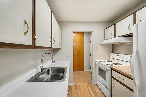 apt-302-183 Little Canada Rd E, Little Canada, MN, 55117-1338 | Card Image