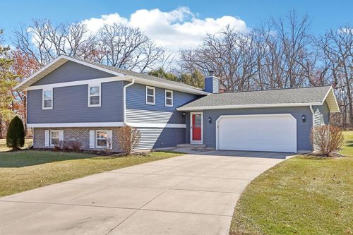 2500 Pinto Trail, DUNN, WI, 53558 | Card Image