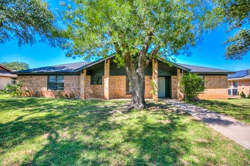 3842 Hillcrest Dr, San Angelo, TX, 76904-5908 | Card Image