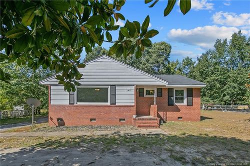 1413 Stansfield Dr, Fayetteville, NC, 28303-3045 | Card Image