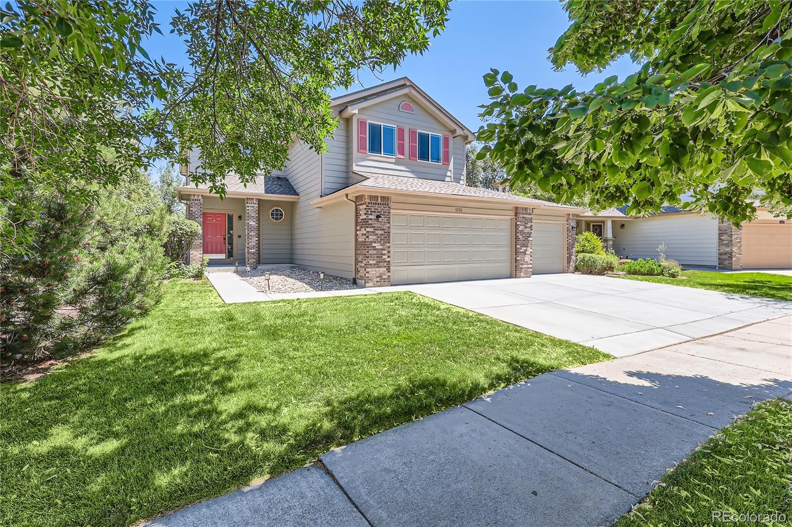 Berry Ave, Littleton, CO 80123