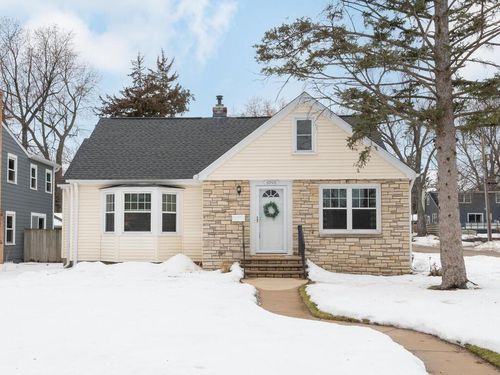 6900 Logan Ave S, Richfield, MN, 55423-2156 | Card Image