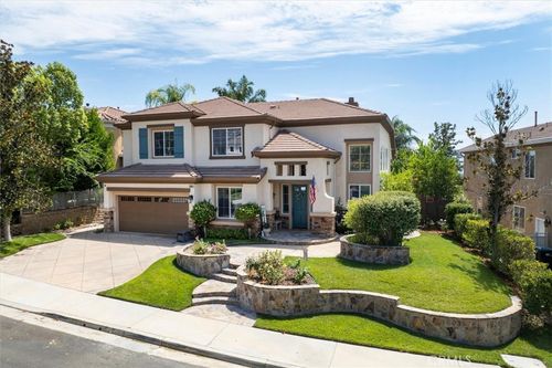 22064 Gold Canyon Dr, Santa Clarita, CA, 91390-4294 | Card Image