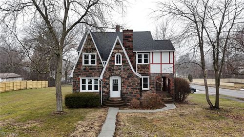 512 Clearmont Drive, Youngstown, OH, 44511 | Card Image