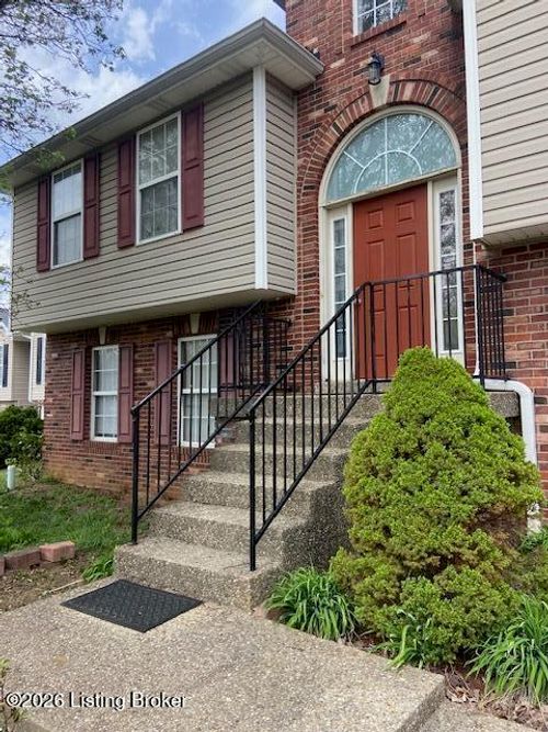 9307 Alex Ct, Louisville, KY, 40299-1199 | Card Image