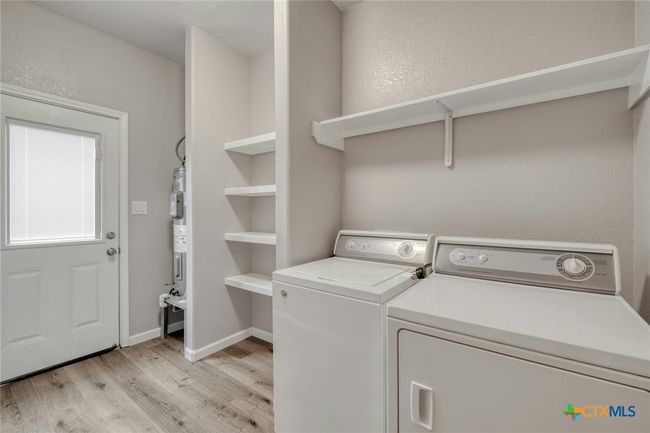 1408 Armstrong St, House other with 3 bedrooms, 2 bathrooms and null parking in Luling TX | Image 20