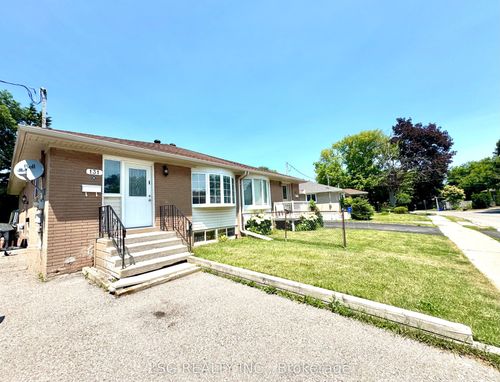 main-131 Sheldon Ave, Newmarket, ON, L3Y2V8 | Card Image