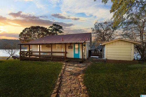 8789 Smith Camp Rd, Adger, AL, 35006-2305 | Card Image