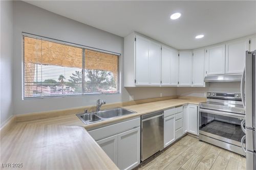 apt-302c-1303 Darlene Way, Boulder City, NV, 89005-3356 | Card Image