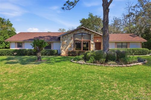 685 E Savoy St, Lecanto, FL, 34461-8768 | Card Image