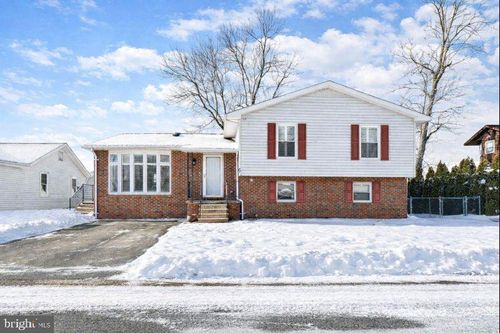 55 River Rd, ELKTON, MD, 21921-7930 | Card Image