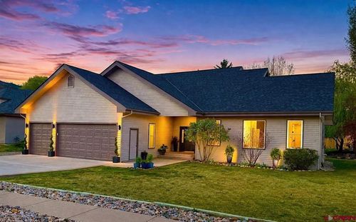 631 Horse Thief Ln, Durango, CO, 81301-3109 | Card Image