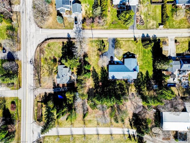1386 Centre Rd, House other with 4 bedrooms, 2 bathrooms and 11 parking in Carlisle ON | Image 30