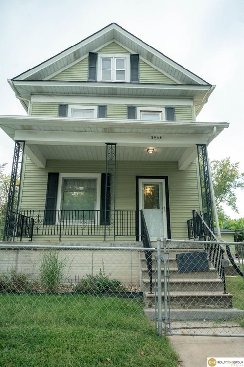 2945 R St, Lincoln, NE, 68503-3130 | Card Image