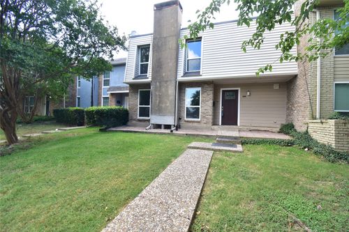 14335 Haymeadow Cir, Dallas, TX, 75254-8205 | Card Image