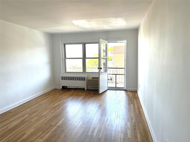 APT-2C - 19 Maple Ave, Home with 1 bedrooms, 1 bathrooms and 1 parking in Hastings On Hudson NY | Image 8