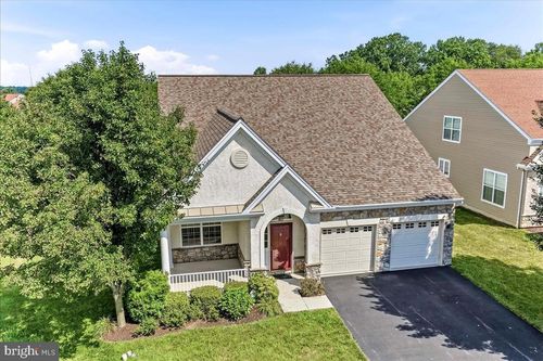 207 Hendrickson Ln, WEST GROVE, PA, 19390-1377 | Card Image