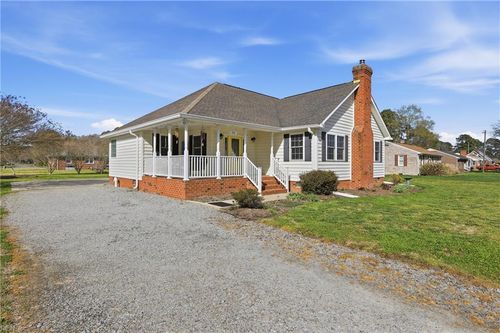 16 Holland Drive, Windsor, VA, 23487 | Card Image