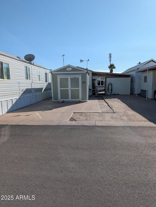 525-207 E Hedge Dr, Florence, AZ, 85132-8806 | Card Image